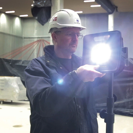 SCANGRIP NAŚWIETLACZ LAMPA NOVA 6K + STATYW TRIPOD 3M