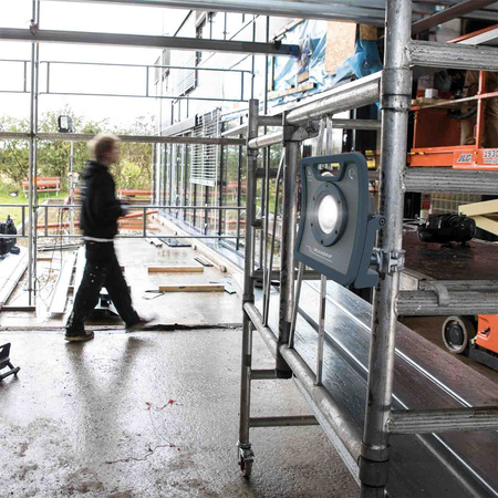 SCANGRIP SG036204 AKUMULATOROWO-SIECIOWA LAMPA ROBOCZA NOVA4 C+R