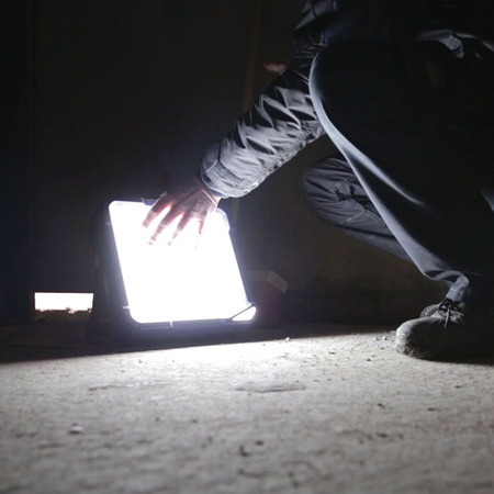 SCANGRIP NIEOŚLEPIAJĄCA LAMPA LED VEGA LITE COMPACT 4000 LM 03.5673 + STATYW 2 M 03.5685