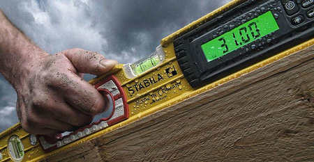 STABILA ELEKTRONICZNA POZIOMICA TECH 196, MAGNETYCZNA 61 CM