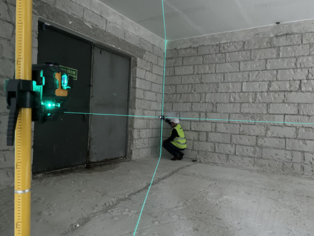 NIVEL SYSTEM LASER KRZYŻOWY NIEBIESKI CL2B + SJJ-M1 EX STATYW + CLS4 CZUJNIK + LS24 ŁATA + LP36 TYCZKA