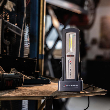 SCANGRIP SG036208 AKUMULATOROWA LAMPA ROBOCZA LED Z BAZĄ ŁADUJĄCĄ UNIFORM FORLIFE