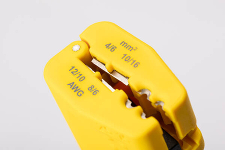 JOKARI JO30199 ŚCIĄGACZ IZOLACJI PV-STRIP PRO