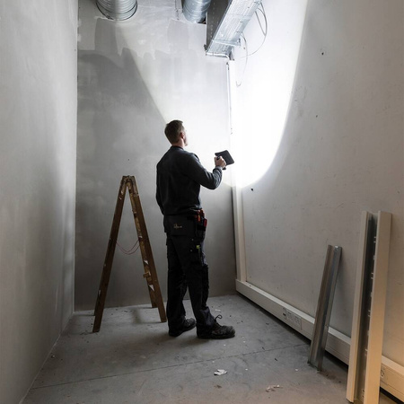 SCANGRIP LAMPA LED 2000 LM NOVA R FORLIFE 03.6201