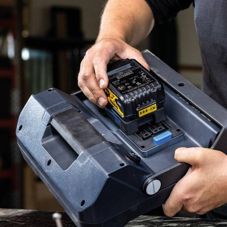 SCANGRIP AKUMULATOROWA LAMPA 4000 LM VEGA 4 CONNECT