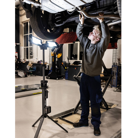 SCANGRIP SG036105C AKUMULATOROWA LAMPA BUDOWLANA LED 5000 LM TOWER 5 CONNECT