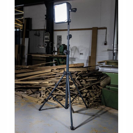 SCANGRIP AKUMULATOROWA LAMPA 4000 LM VEGA 4 CONNECT