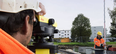 LEICA NA520 NIWELATOR OPTYCZNY + STATYW + ŁATA